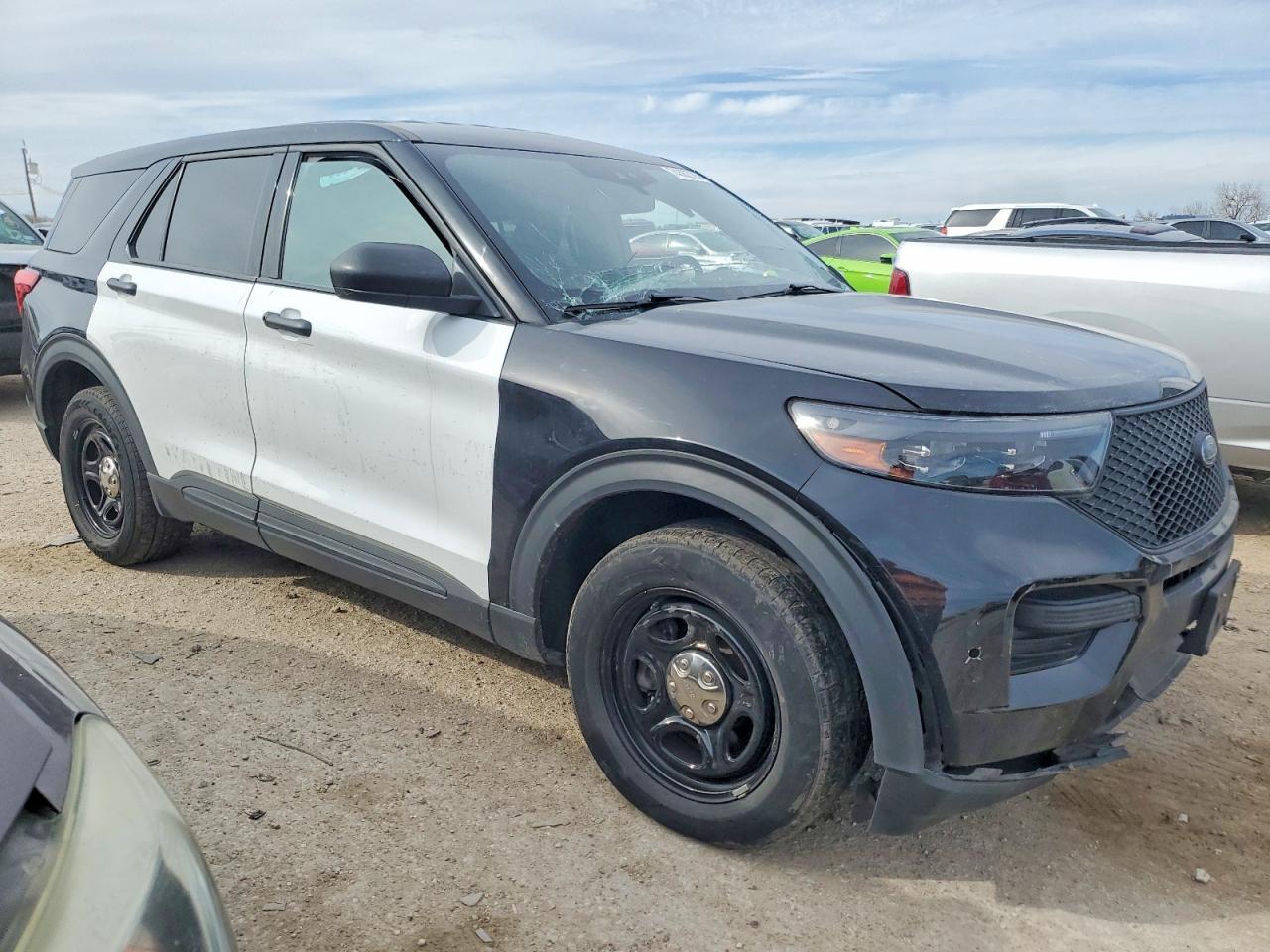 2024 Ford Explorer Police Interceptor - Image 4