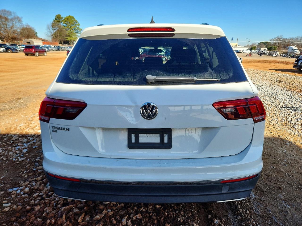 2020 Volkswagen Tiguan Se - Фото 6