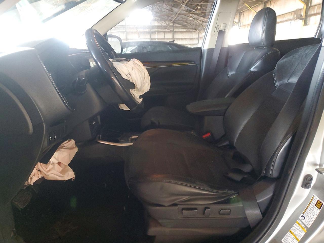 2020 Mitsubishi Outlander Se - Image 7
