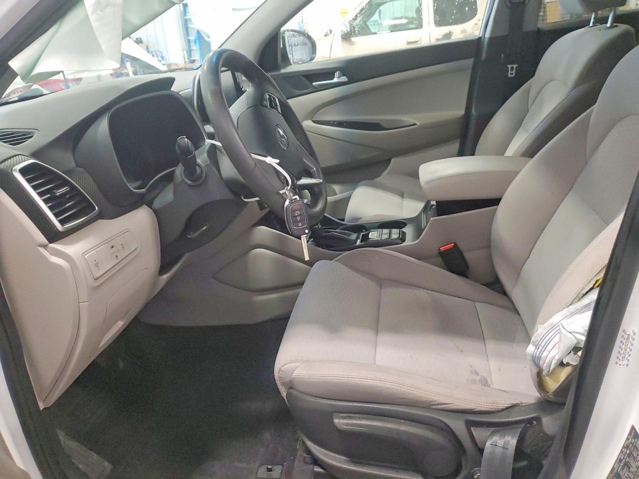 2021 Hyundai Tucson Se - Image 7