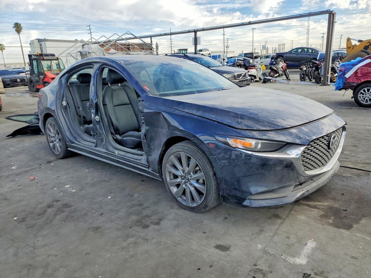 2021 Mazda 3 Select - Фото 4