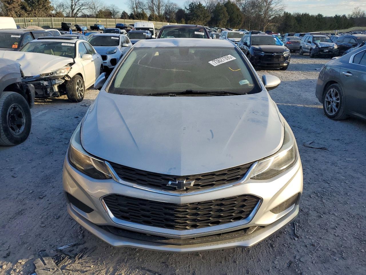 2018 Chevrolet Cruze Lt - Image 5