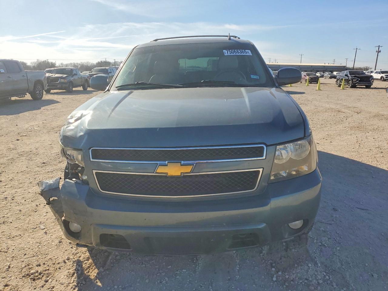 2008 Chevrolet Suburban K1500 Ls - Image 5