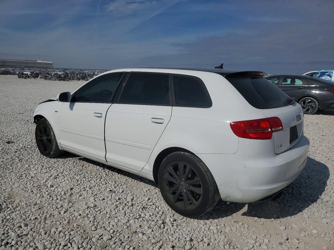 2012 Audi A3 Premium - Image 2