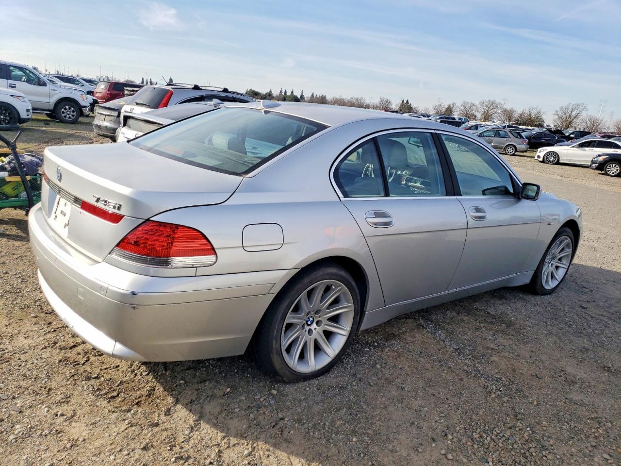 2002 BMW 745 I - Фото 3