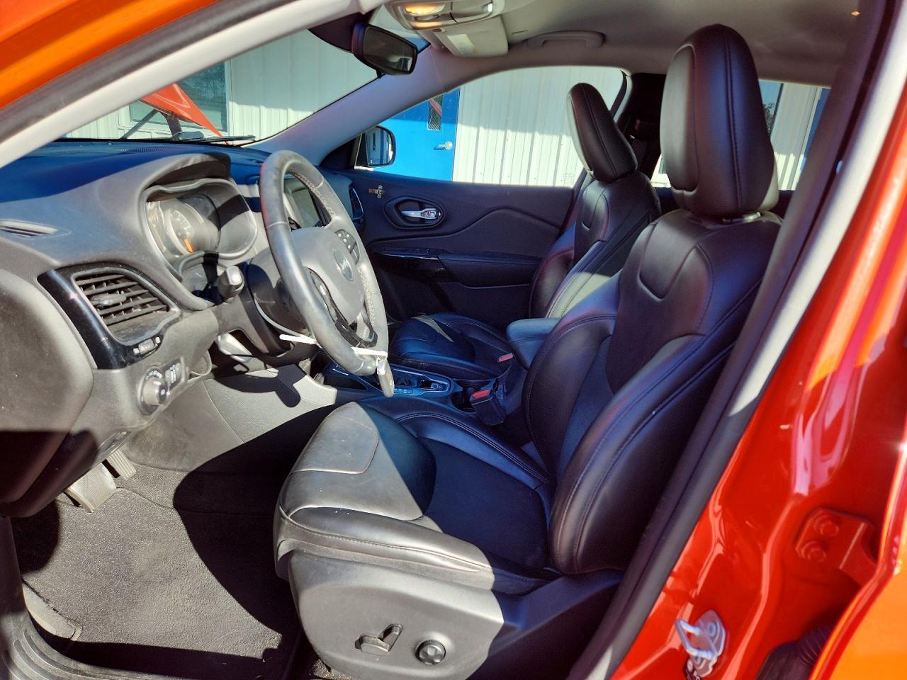 2021 Jeep Cherokee Latitude Plus - Фото 7