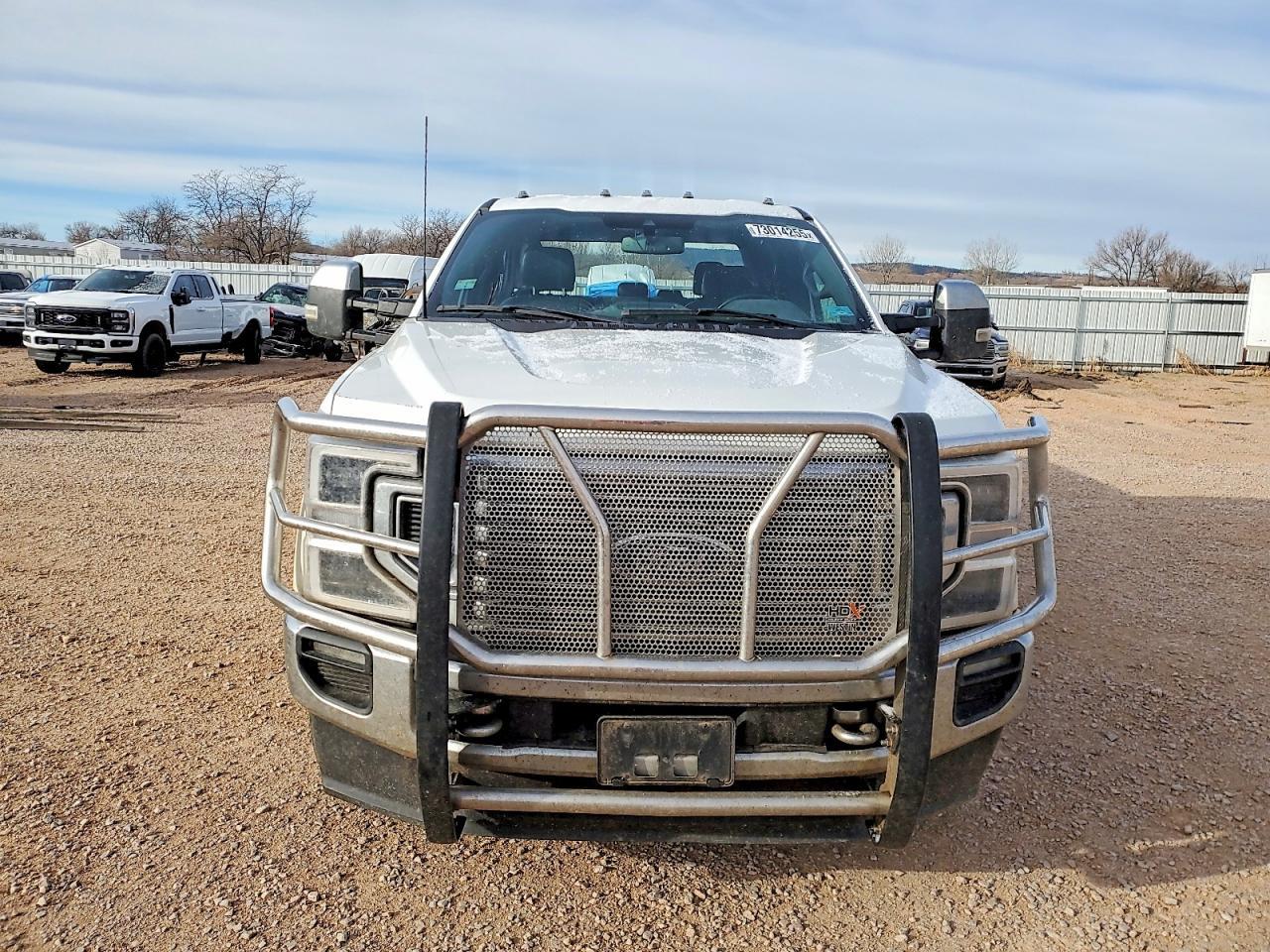 2022 Ford F350 Super Duty - Фото 5