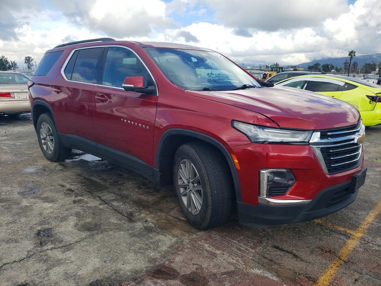 2023 Chevrolet Traverse Lt - Image 4
