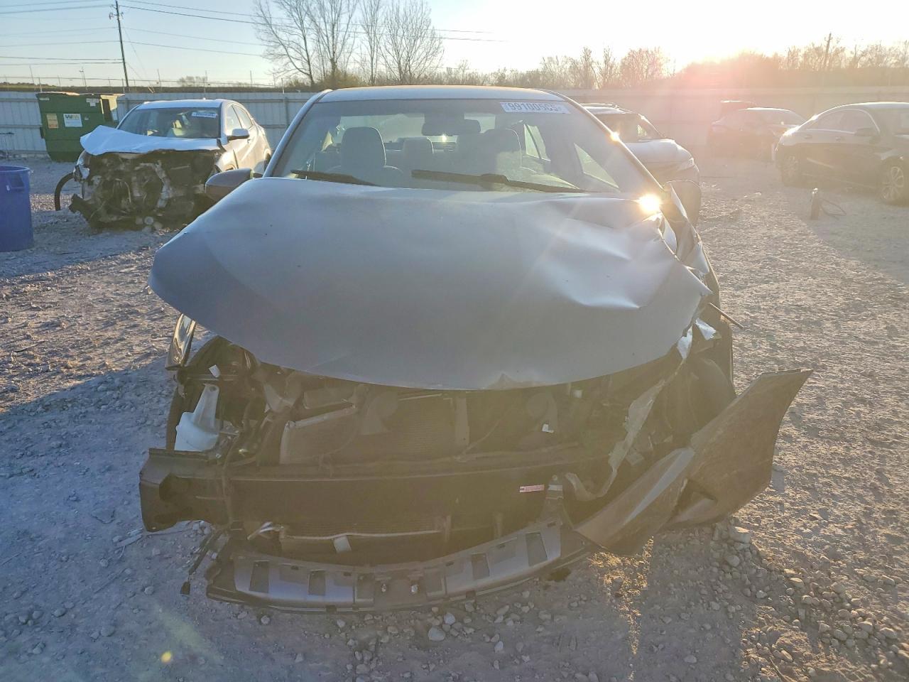 2015 Toyota Camry Le - Фото 5