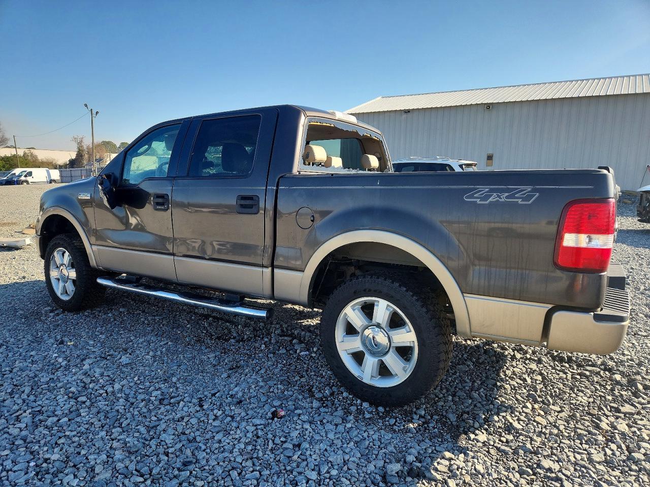 2006 Ford F150 Supercrew - Image 2