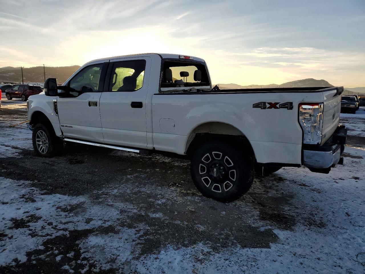 2018 Ford F250 Super Duty - Image 2