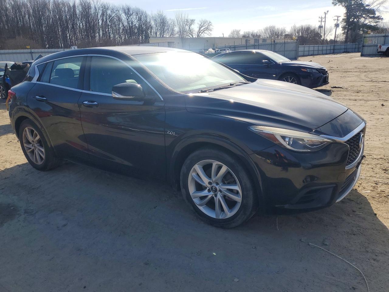 2018 Infiniti Qx30 Base - Фото 4