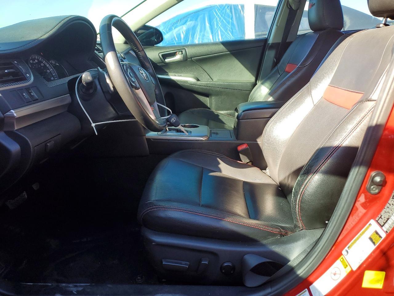 2014 Toyota Camry L - Фото 7