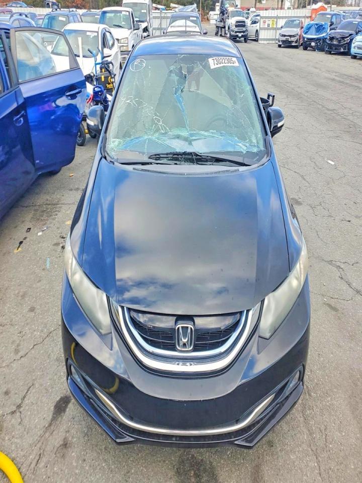 2013 Honda Civic Hybrid - Image 5