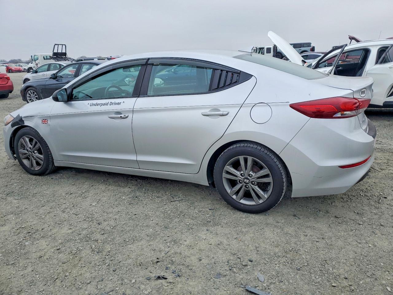 2017 Hyundai Elantra Se - Фото 2