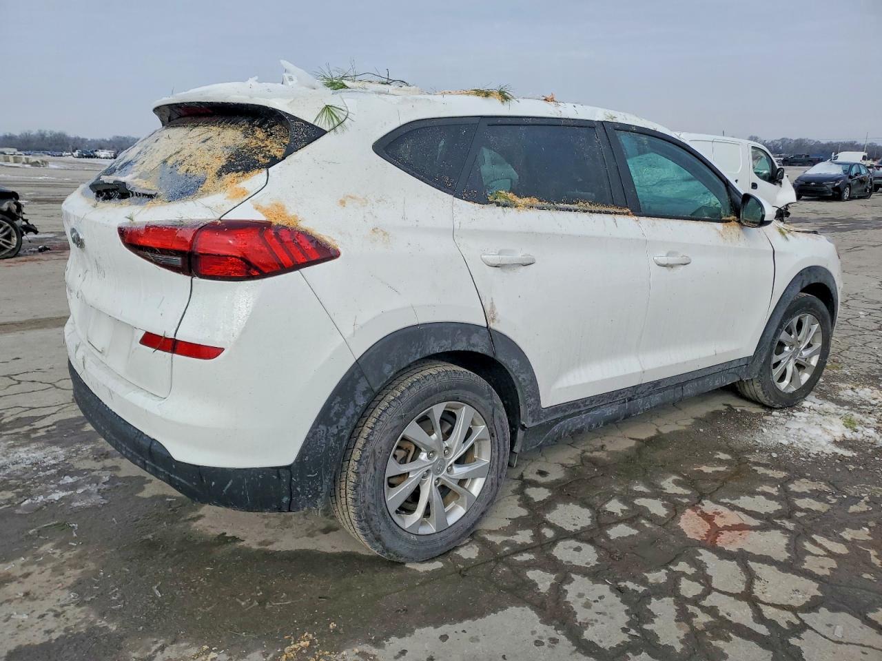 2021 Hyundai Tucson Se - Фото 3