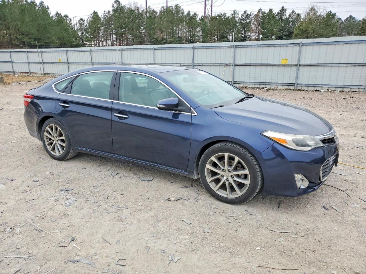 2014 Toyota Avalon Base - Image 4