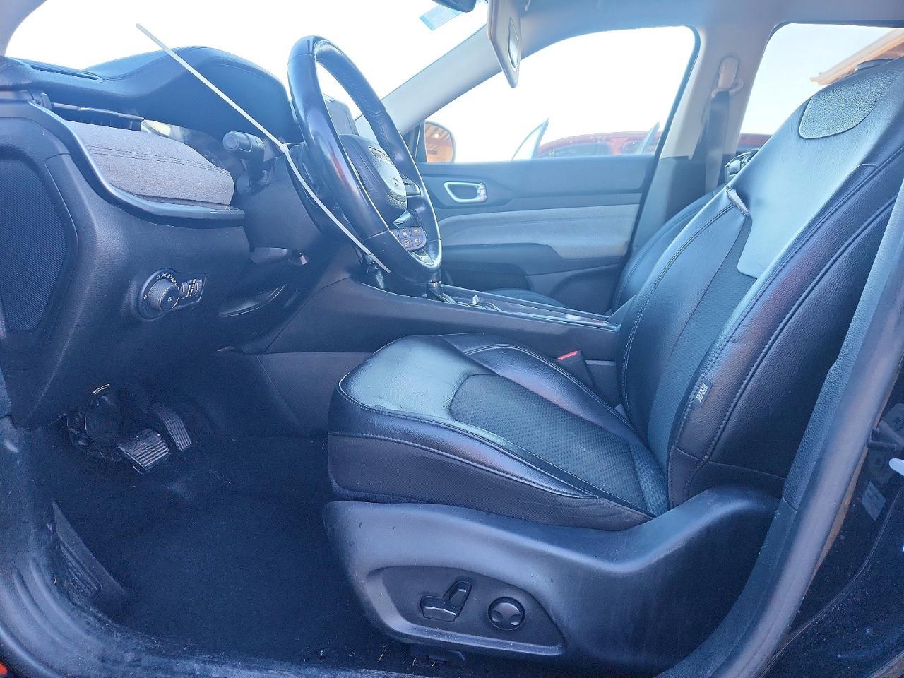 2022 Jeep Compass Latitude - Image 7