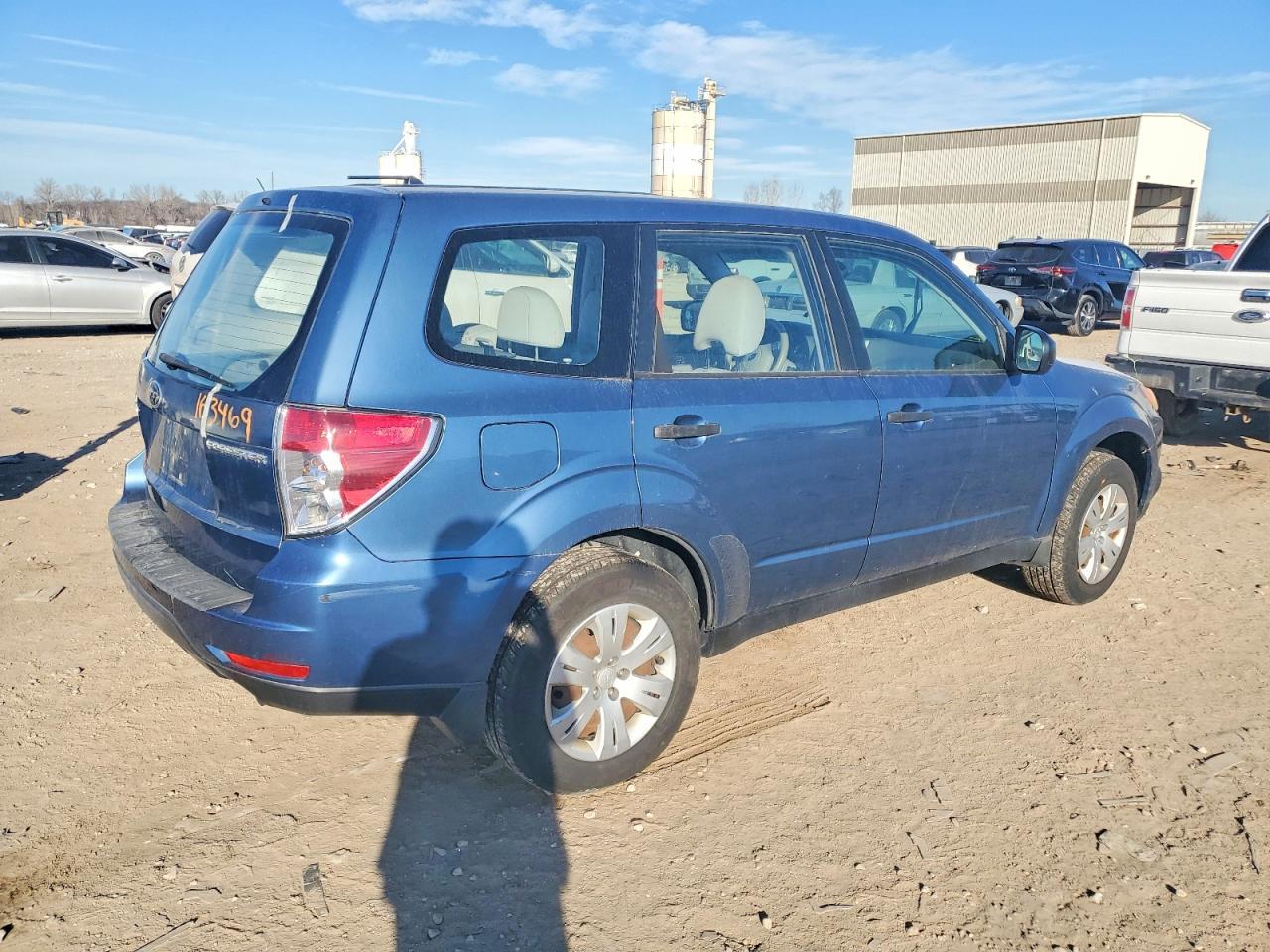 2010 Subaru Forester 2.5X - Фото 3