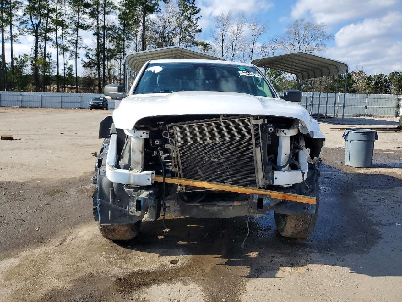 2019 Ram 1500 Classic Slt - Image 5