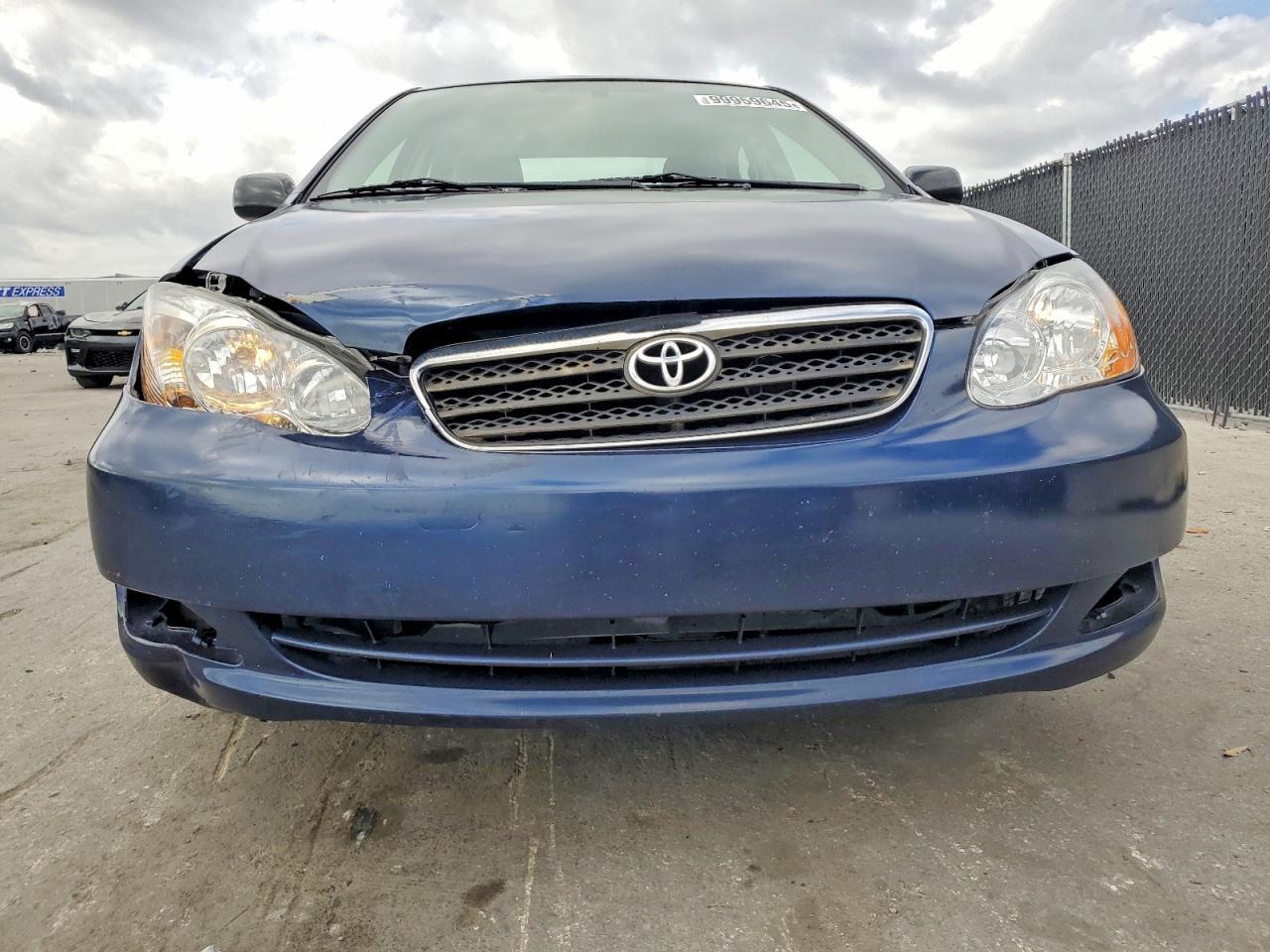 2005 Toyota Corolla Ce - Image 5