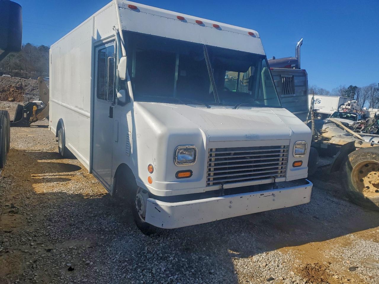 2009 Ford E450 Delivery Truck - Image 4