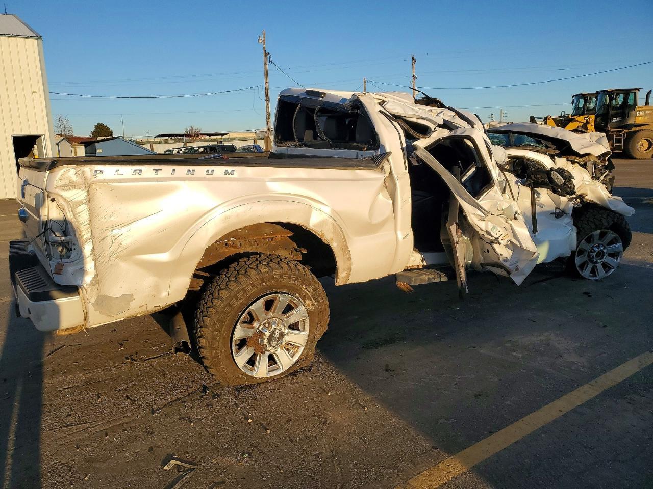 2015 Ford F350 Super Duty - Image 3