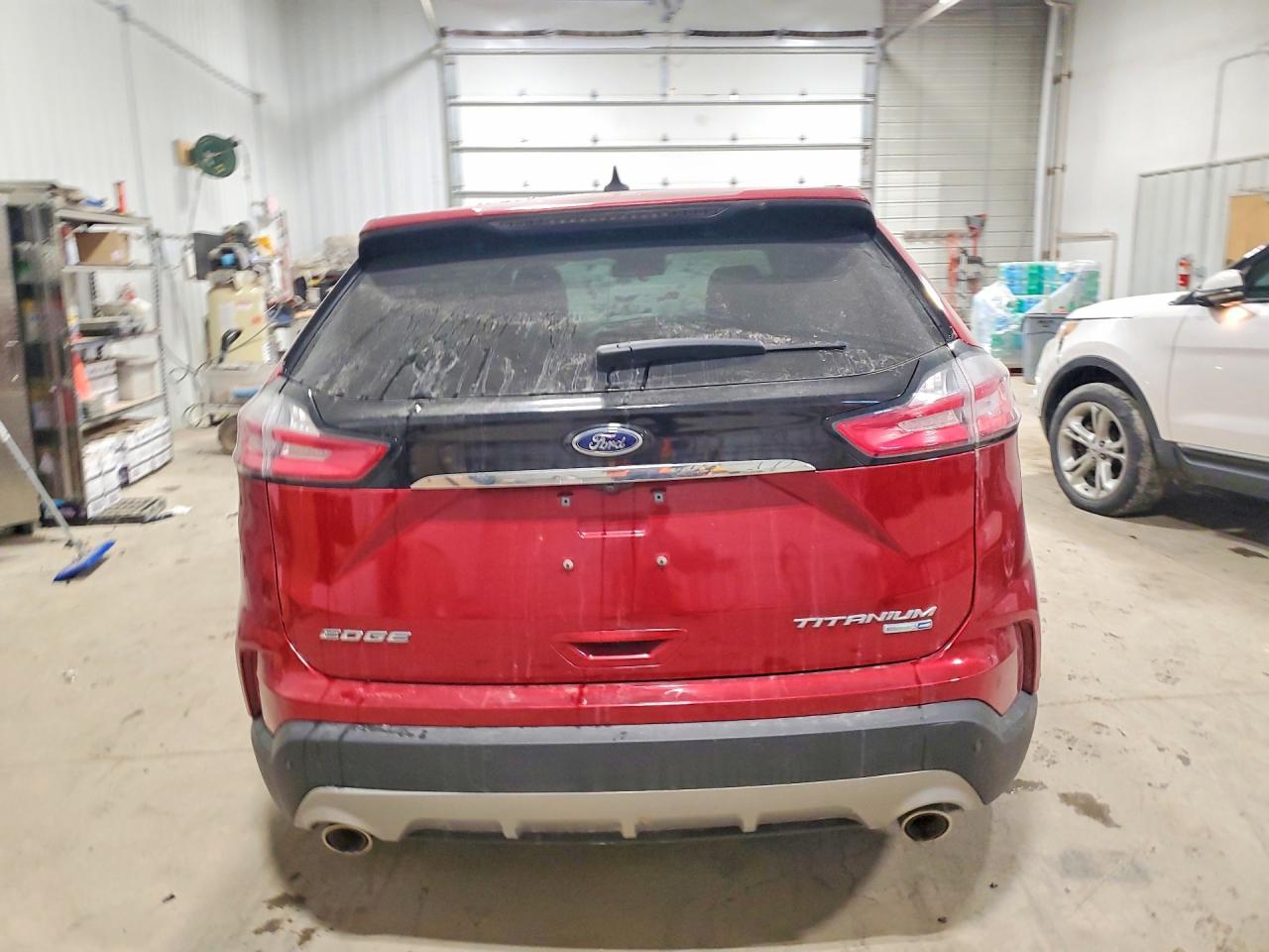 2020 Ford Edge Titanium - Image 6