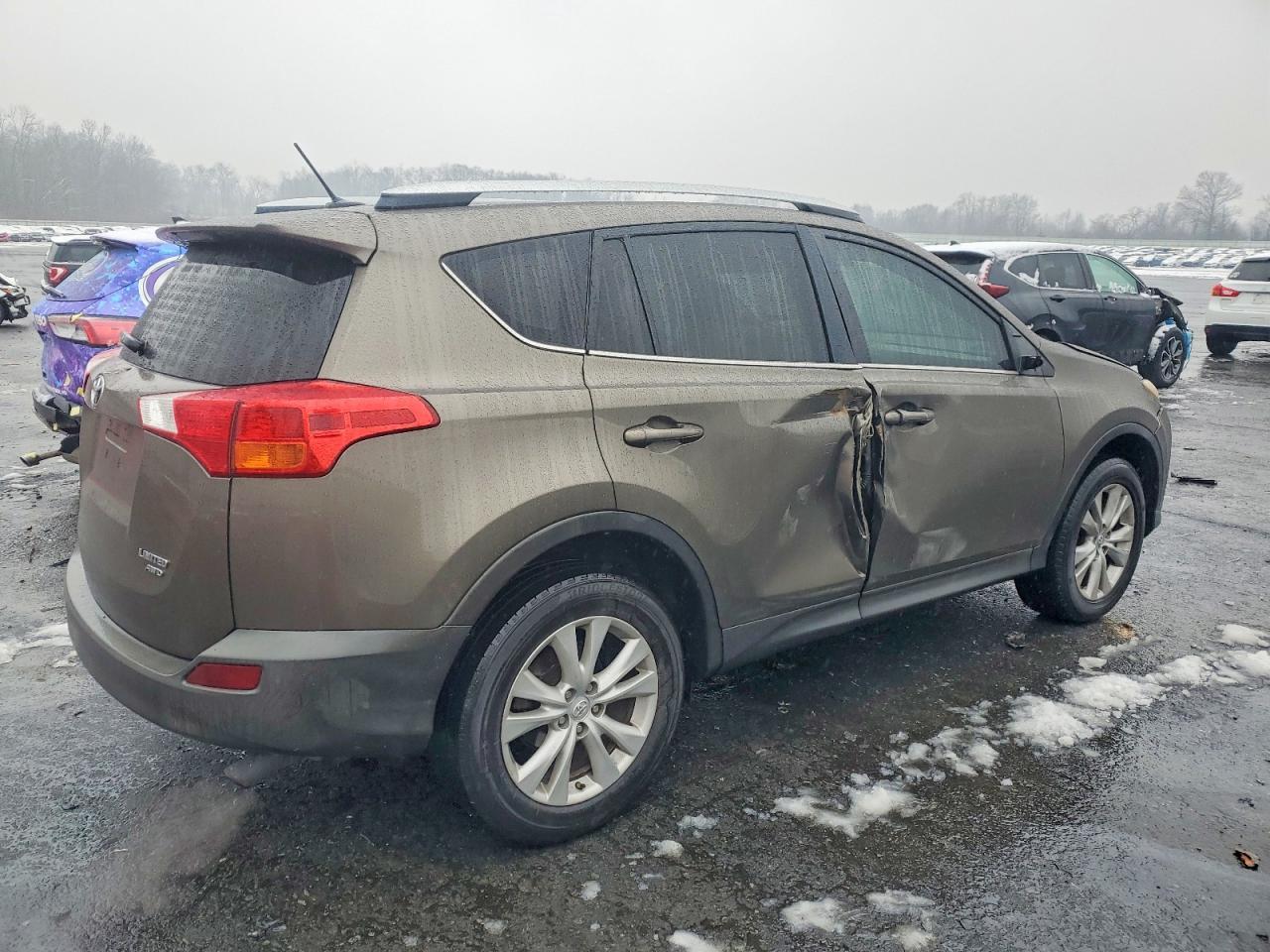 2013 Toyota Rav4 Limited - Image 3