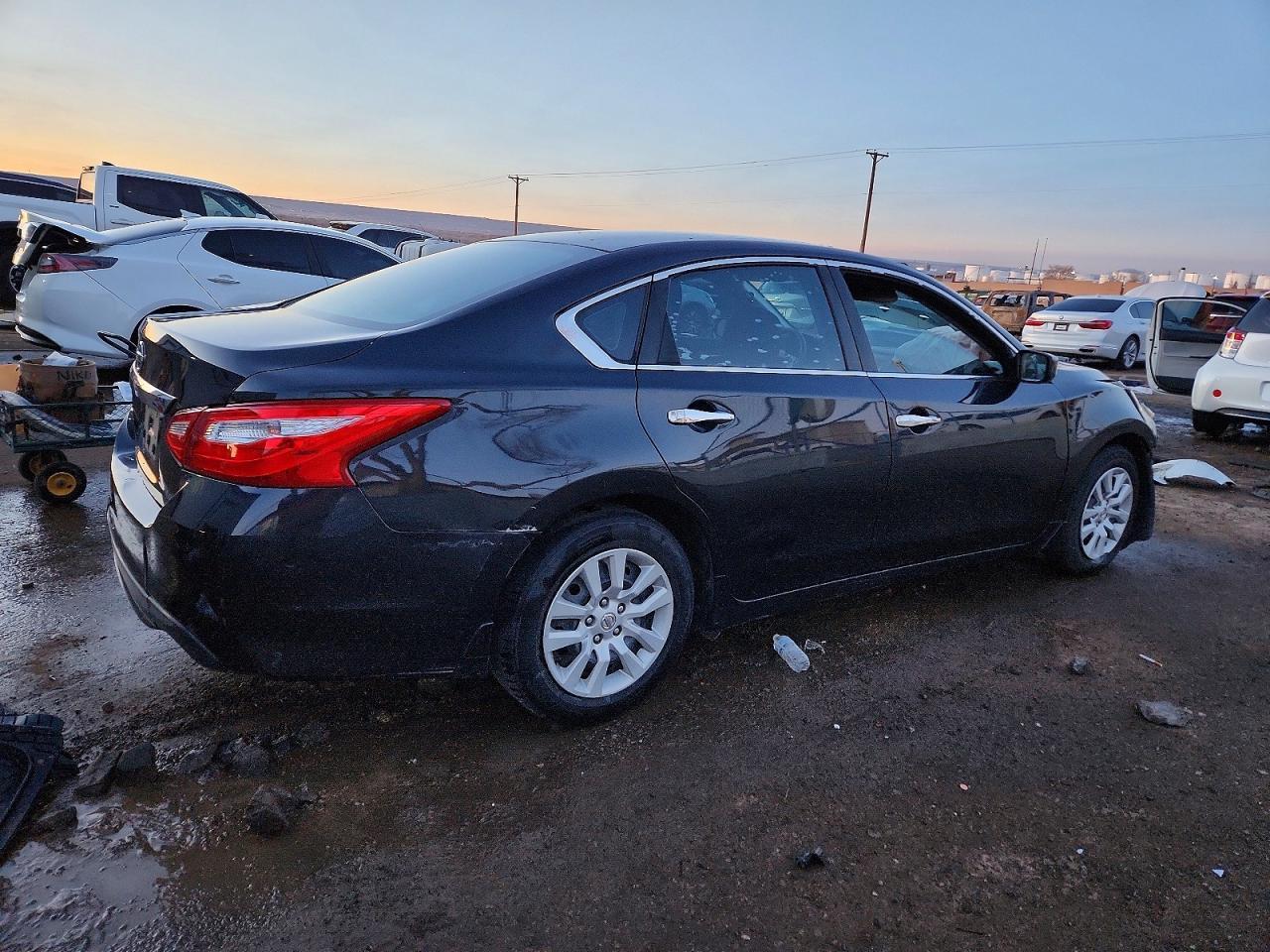 2016 Nissan Altima 2.5 - Фото 3