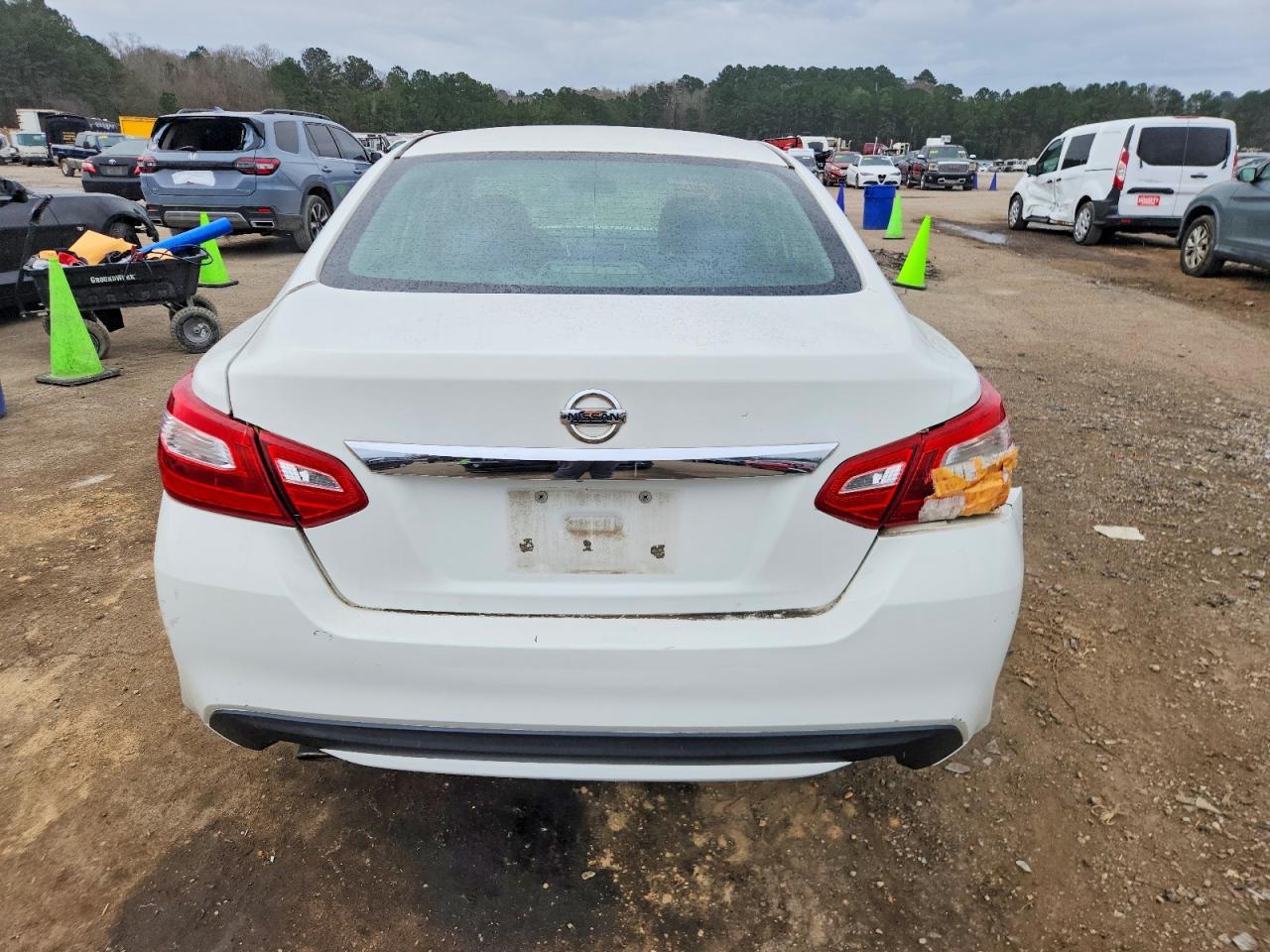 2016 Nissan Altima - Фото 6