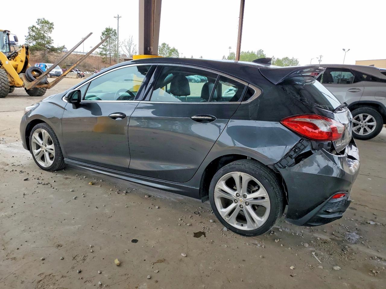 2018 Chevrolet Cruze Premier - Фото 2