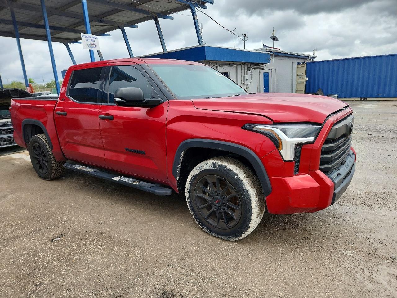 2022 Toyota Tundra Crewmax Sr - Image 4