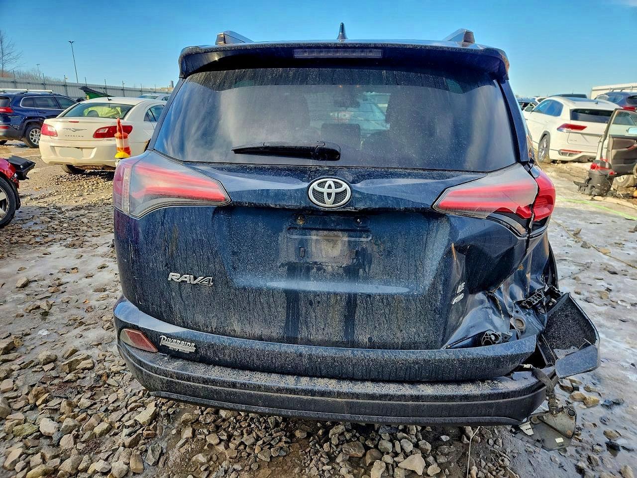 2017 Toyota Rav4 Le - Фото 6