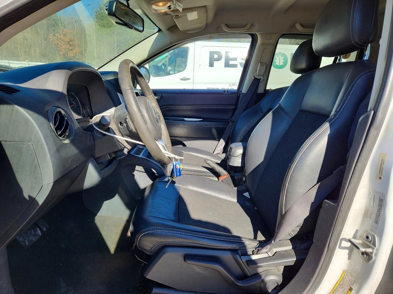 2016 Jeep Compass Latitude - Фото 7