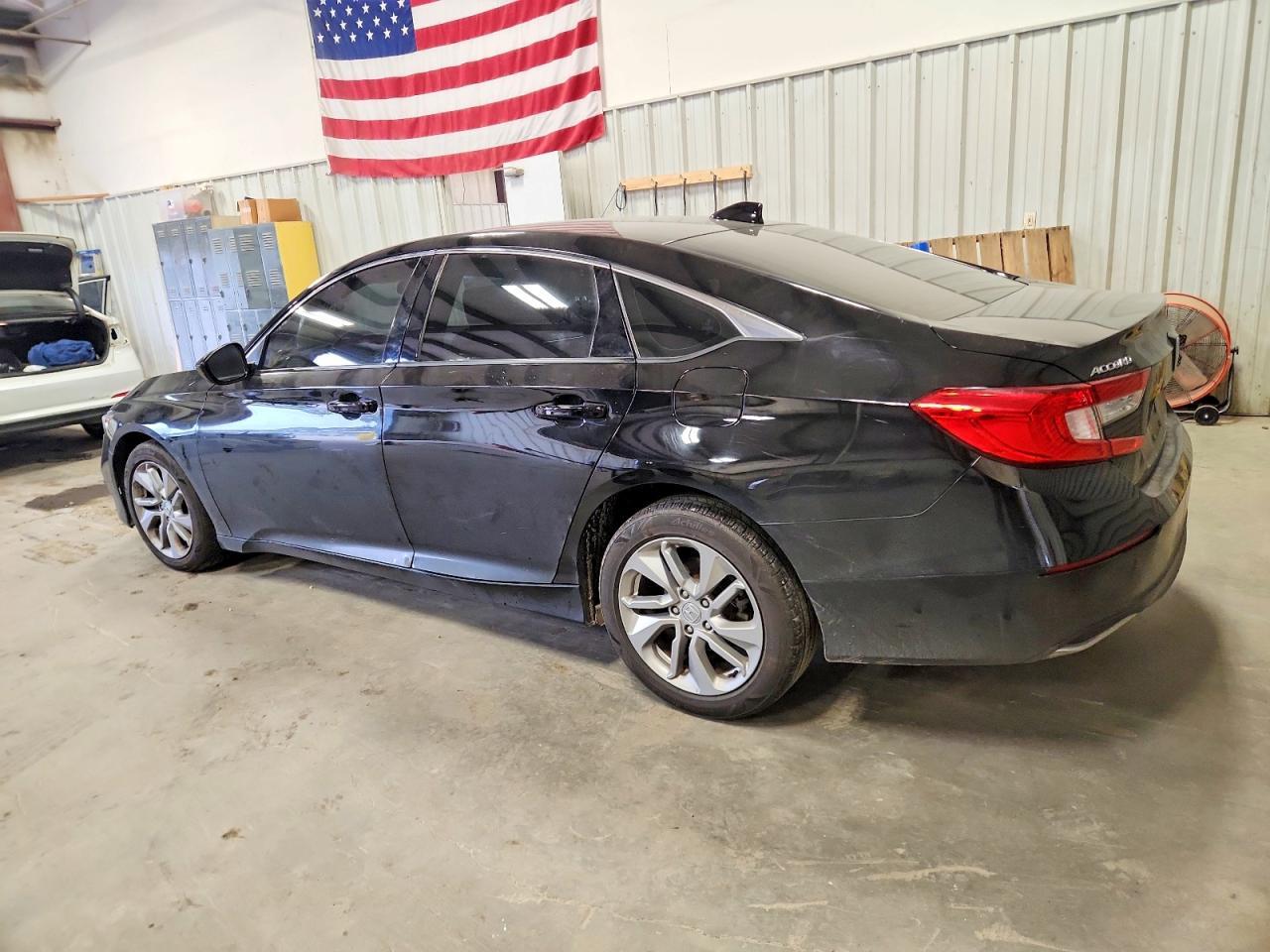 2019 Honda Accord Lx - Фото 2