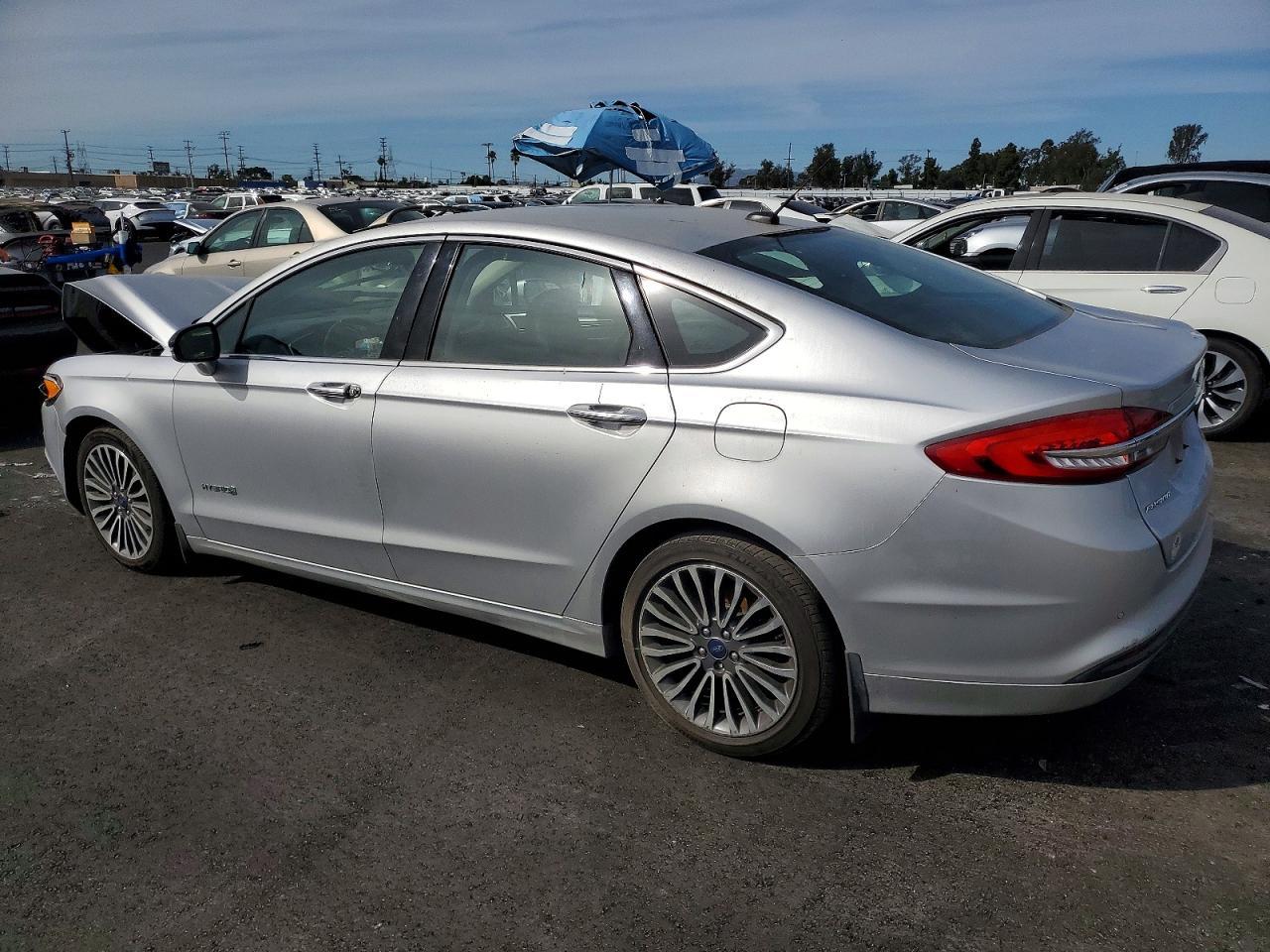 2017 Ford Fusion Se Hybrid - Фото 2