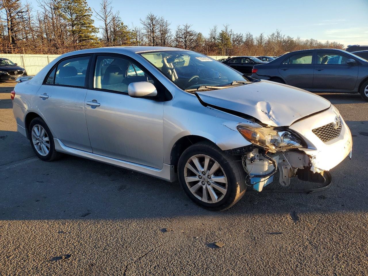 2010 Toyota Corolla - Фото 4