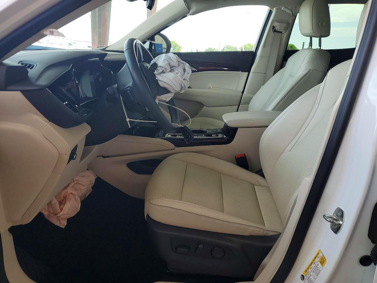 2022 Buick Envision Essence - Image 7
