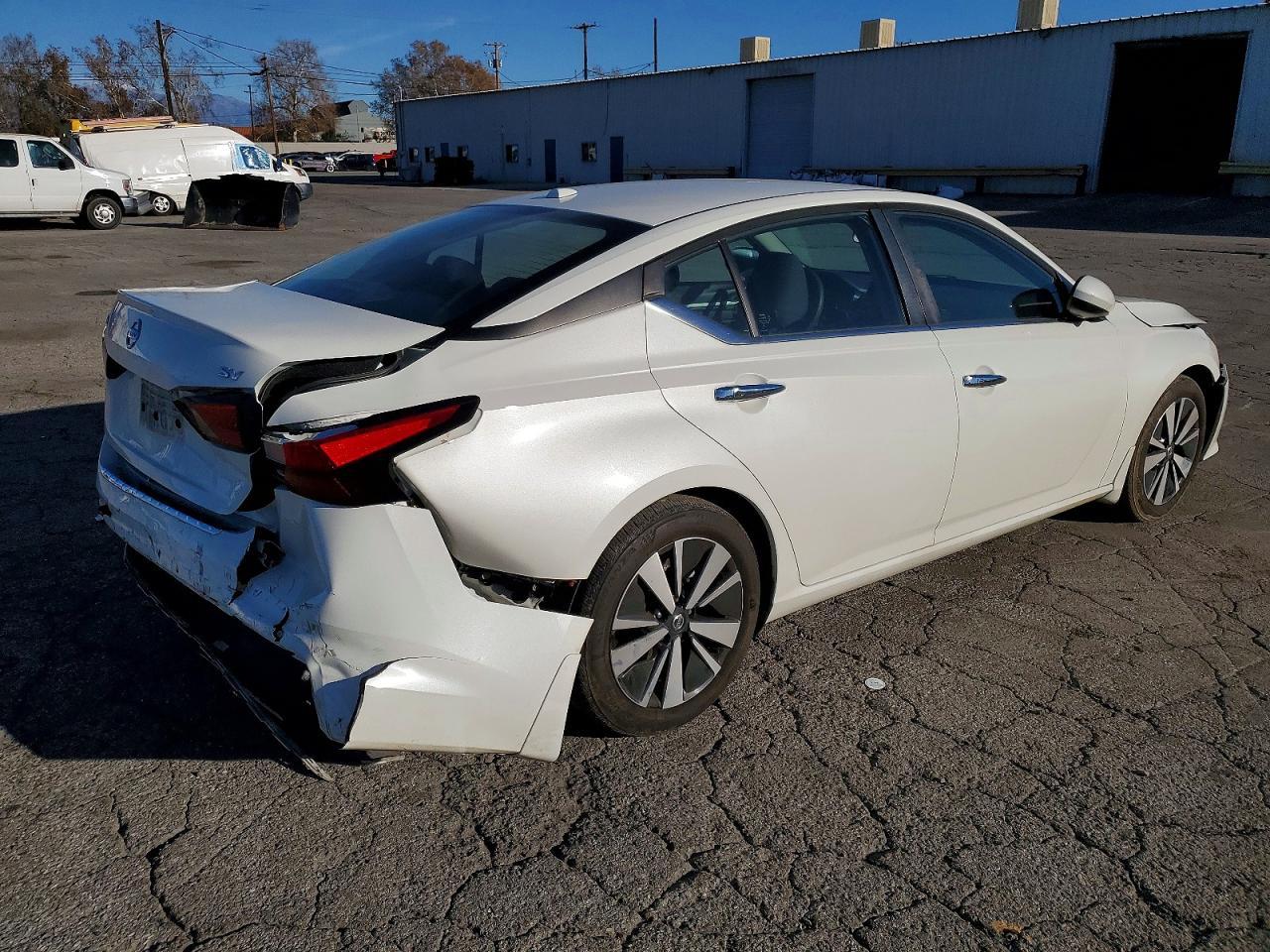 2022 Nissan Altima Sv - Фото 3
