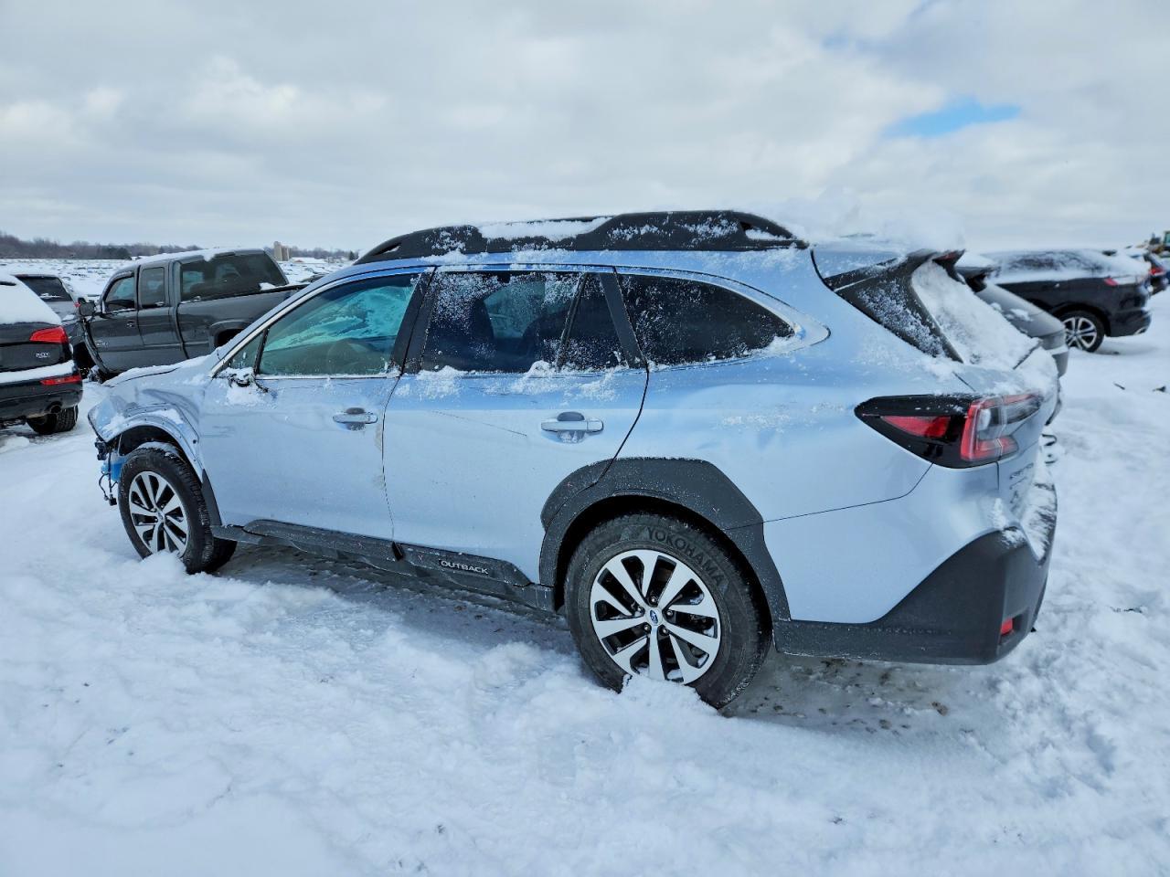2023 Subaru Outback Premium - Image 2