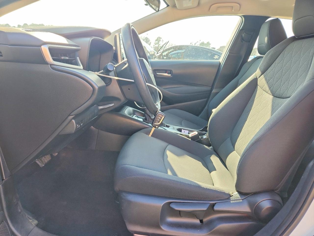 2020 Toyota Corolla Le - Image 7