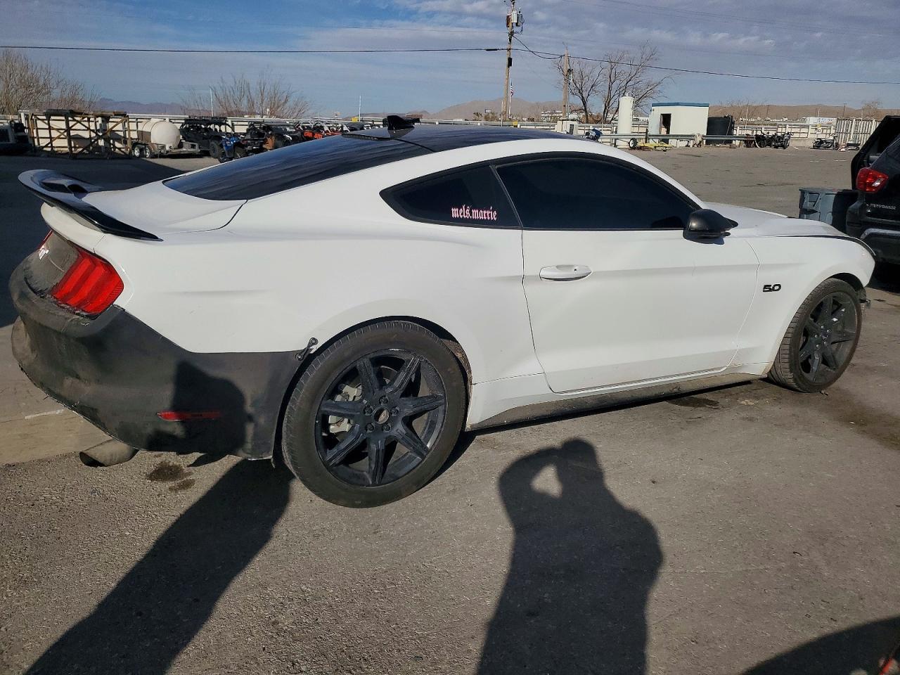 2020 Ford Mustang Gt - Фото 3