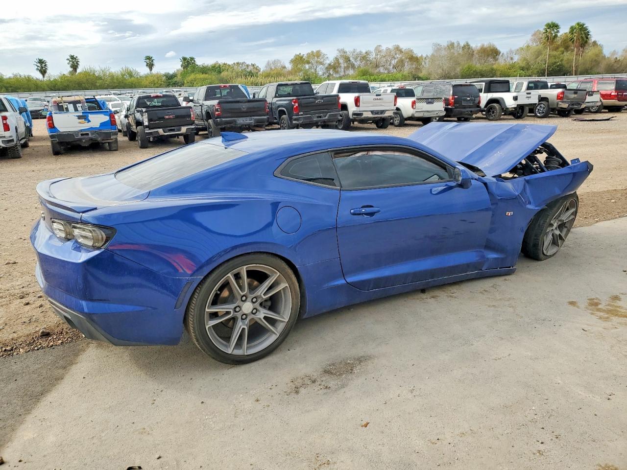 2020 Chevrolet Camaro Ls - Image 3