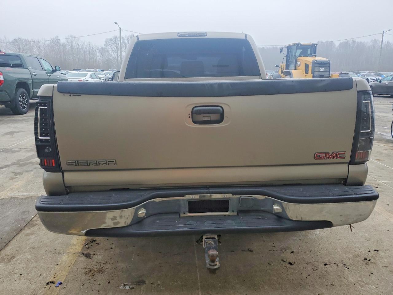 2001 GMC New Sierra C1500 - Фото 6