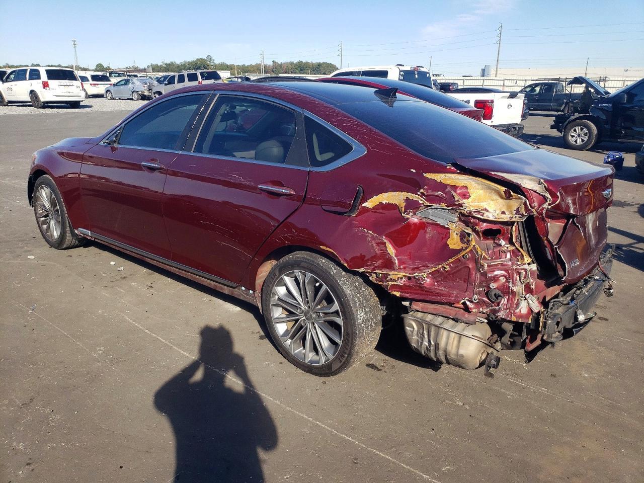 2016 Hyundai Genesis 3.8L - Фото 2