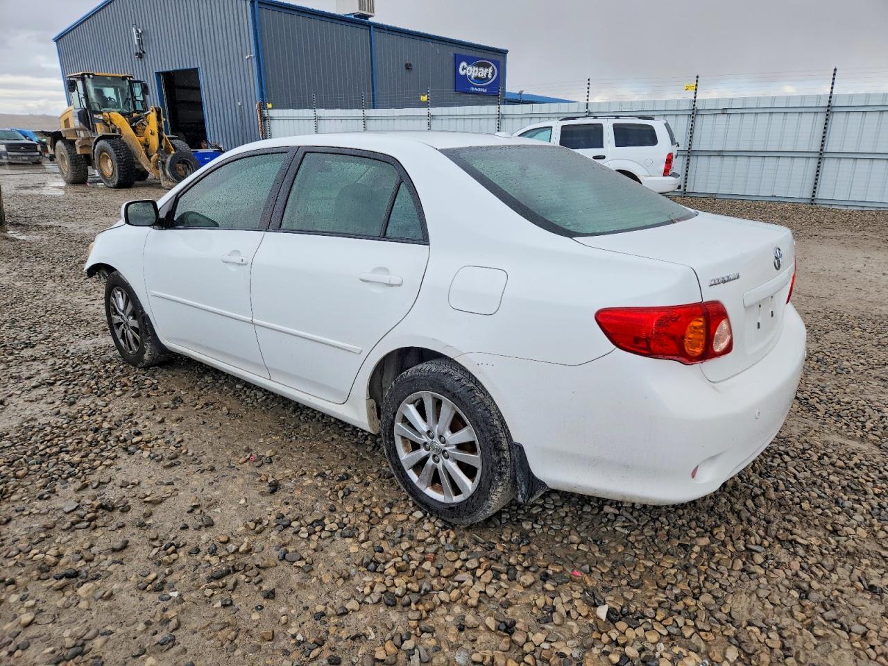 2010 Toyota Corolla Base - Фото 2