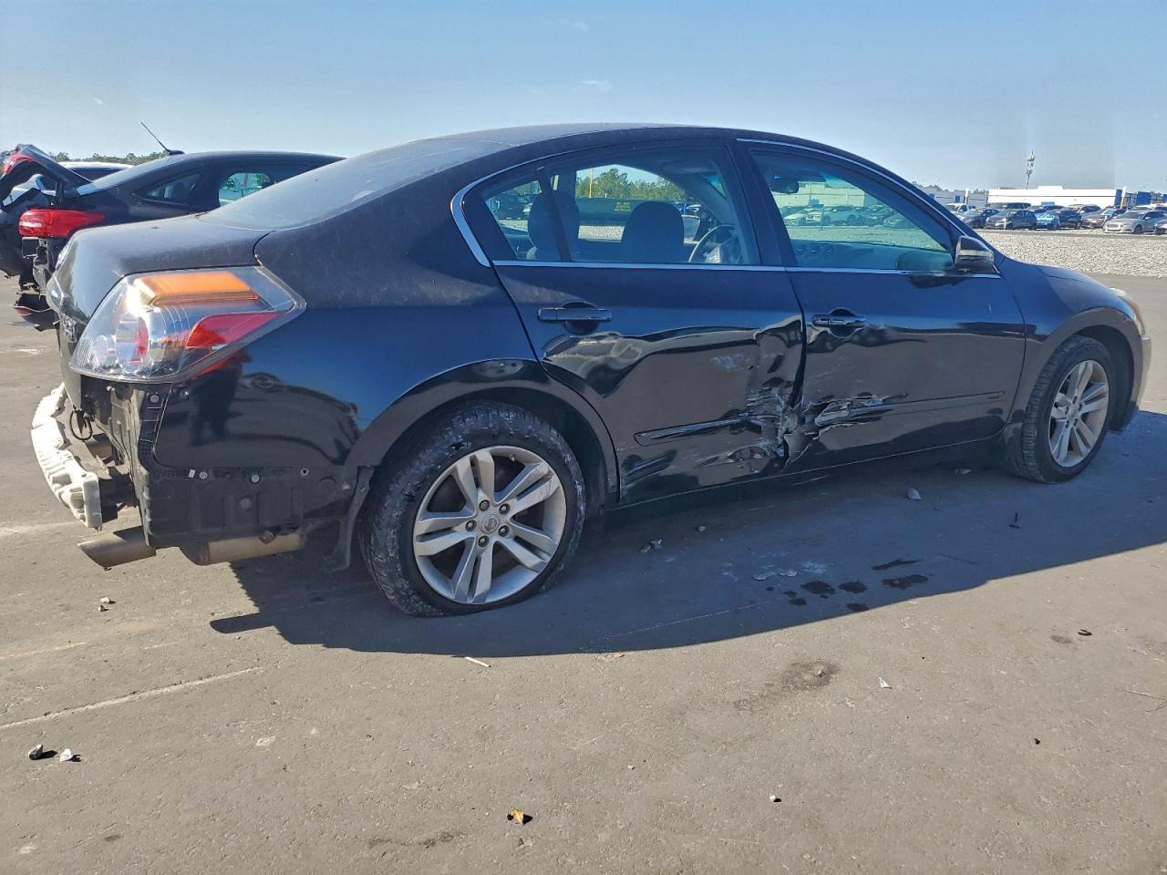 2012 Nissan Altima Sr - Image 3