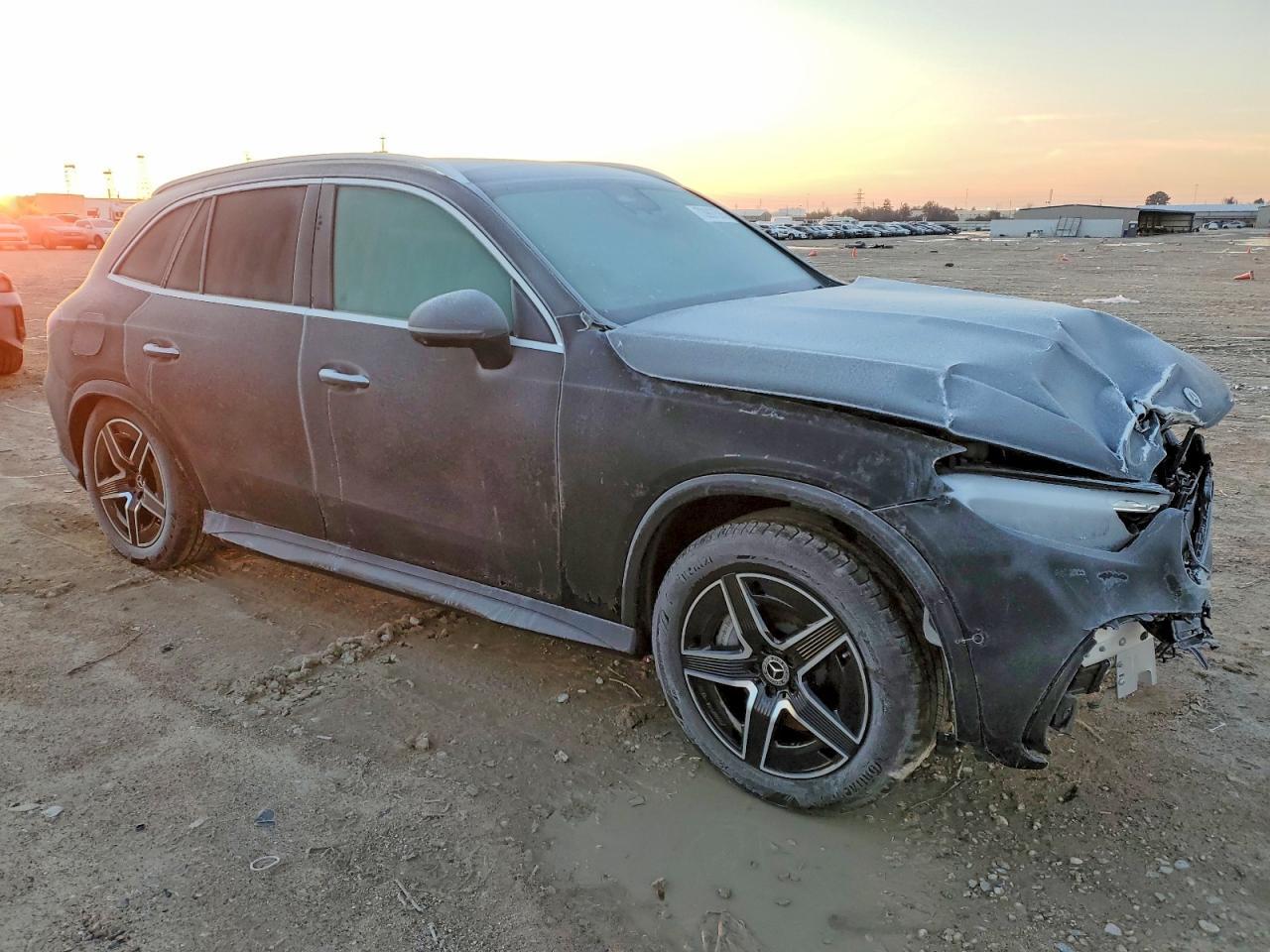 2026 Mercedes-Benz Glc 350E - Image 4