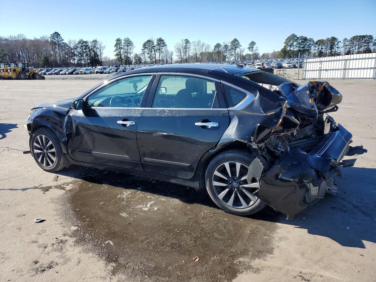 2016 Nissan Altima 2.5 - Image 2